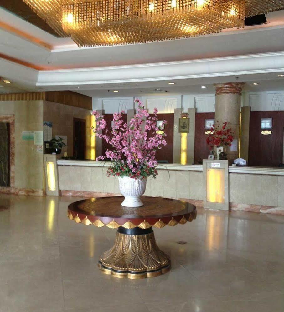 Qingpu Family Hotel Шанхай Экстерьер фото